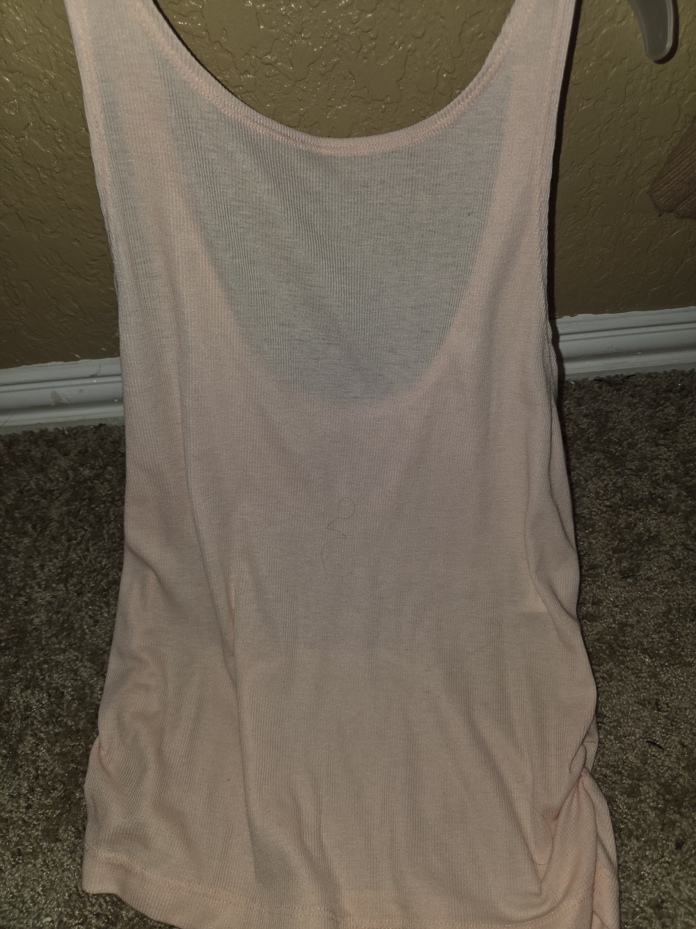 Nike Women’s Pale Pink Scoop Back Athletic Tank - Picture 4 of 4